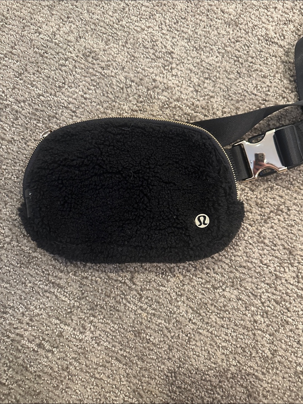 lululemon Everywhere Belt Bag 1L in a textured fleece fabric with gold hardware